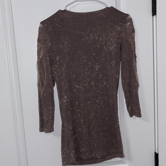 Affliction “Live Fast” quarter sleeve shirt. Laced sleeves. Size medium. - Picture 3 of 5